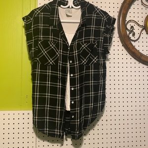 JACH’S GIRLFRIEND M short sleeved blouse,white sequence top m